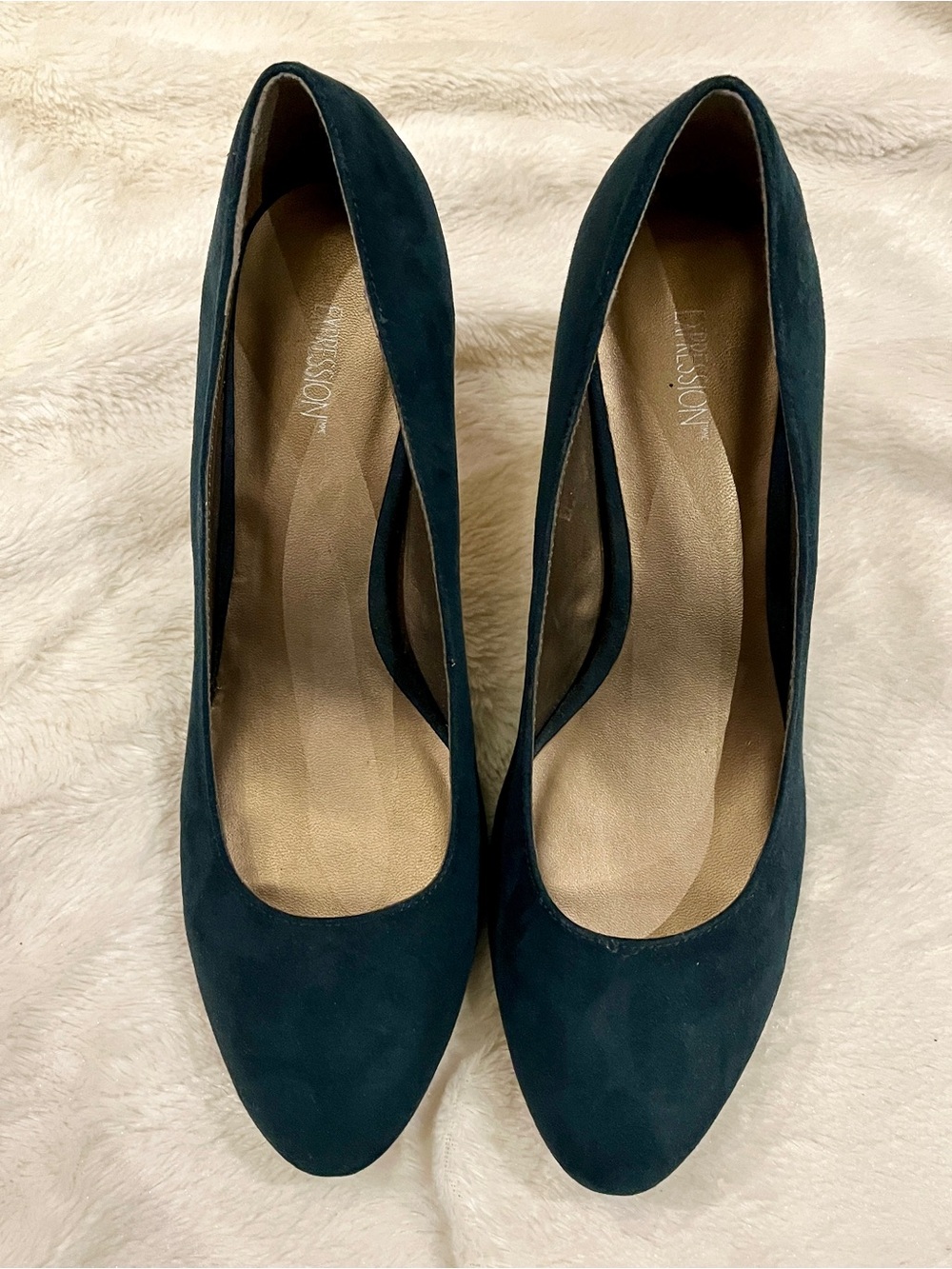 💚 Expressions - Deep Teal Suede Round-Toe Pumps